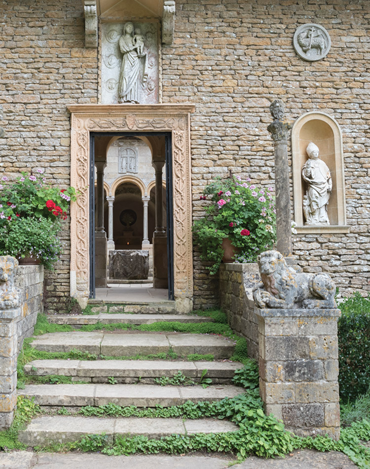 Enclaves of English and Italian Beauty