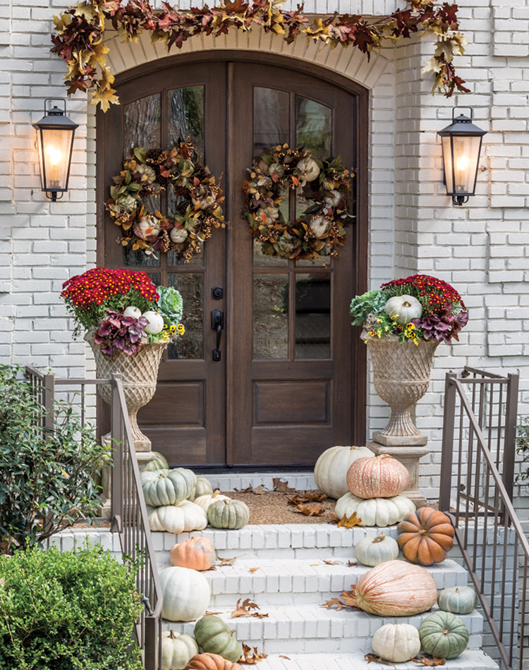 Harvest Inspirations: Decorating with Pumpkins