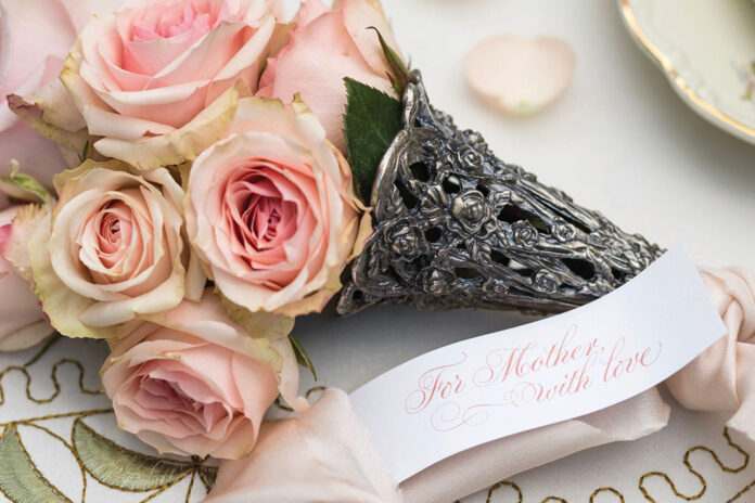 Interior designer and author Kathryn Greeley is a hostess extraordinaire, as well as a longtime friend of Victoria and our sister magazine Southern Lady. With Mother’s Day on the horizon, Kathyrn shares her expert tips for planning a sophisticated fête for the occasion’s guest of honor.