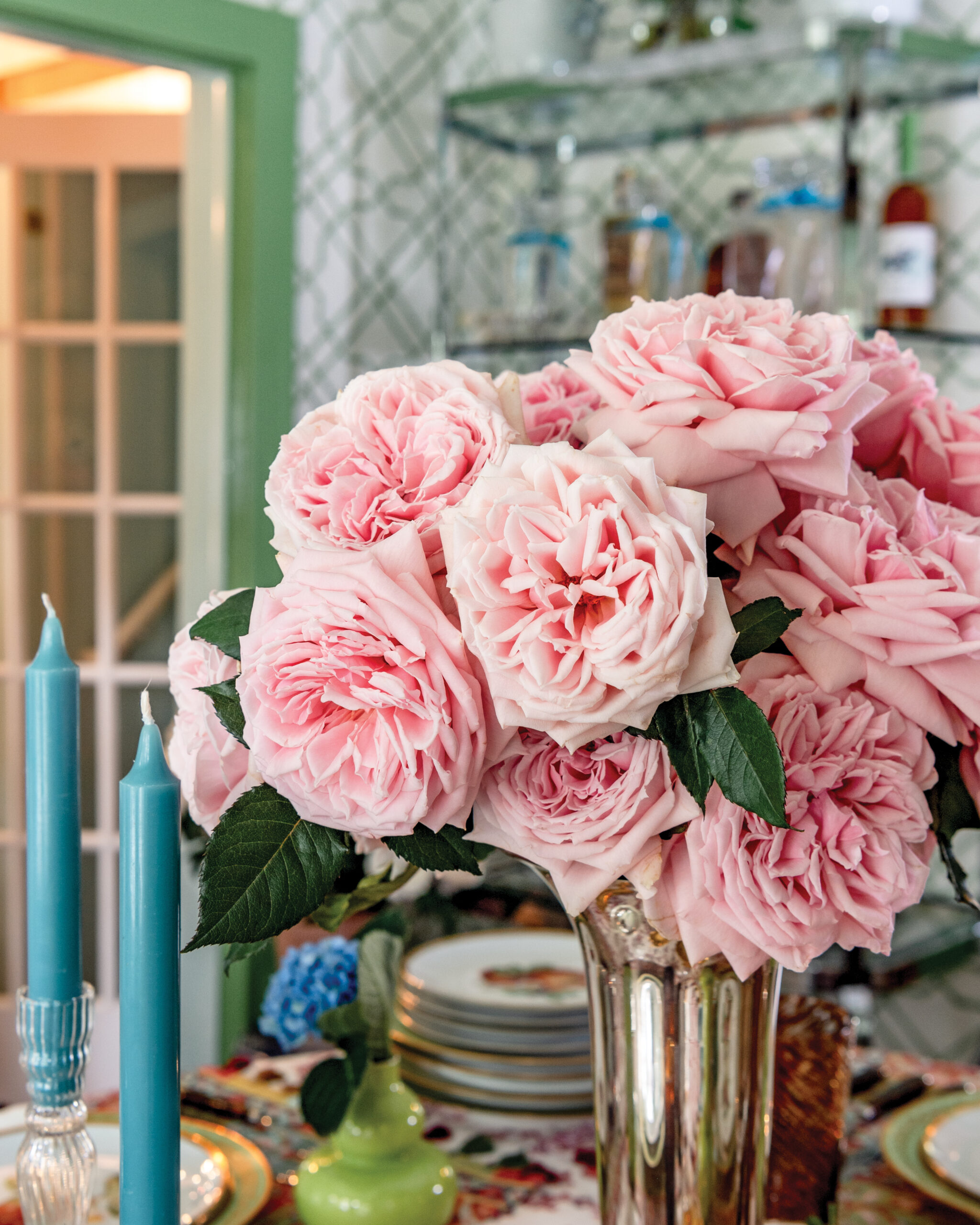 Pink flowers in a vase 