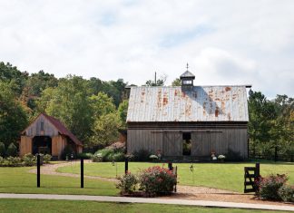 J&D Farms Victoria magazine