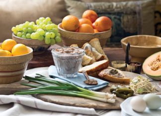 French Impressionist Tablescape from the May/June 2016 Issue of Victoria