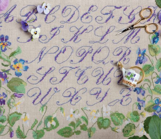 After years of shopping in France for beautiful needlework fabrics to nurture her love of embroidery, Lisa Dugua established The French Needle.