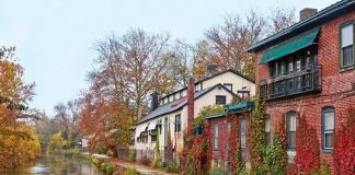 Antiquing along the Delaware River