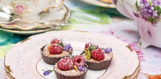 Chocolate Mousse in Chocolate Cups