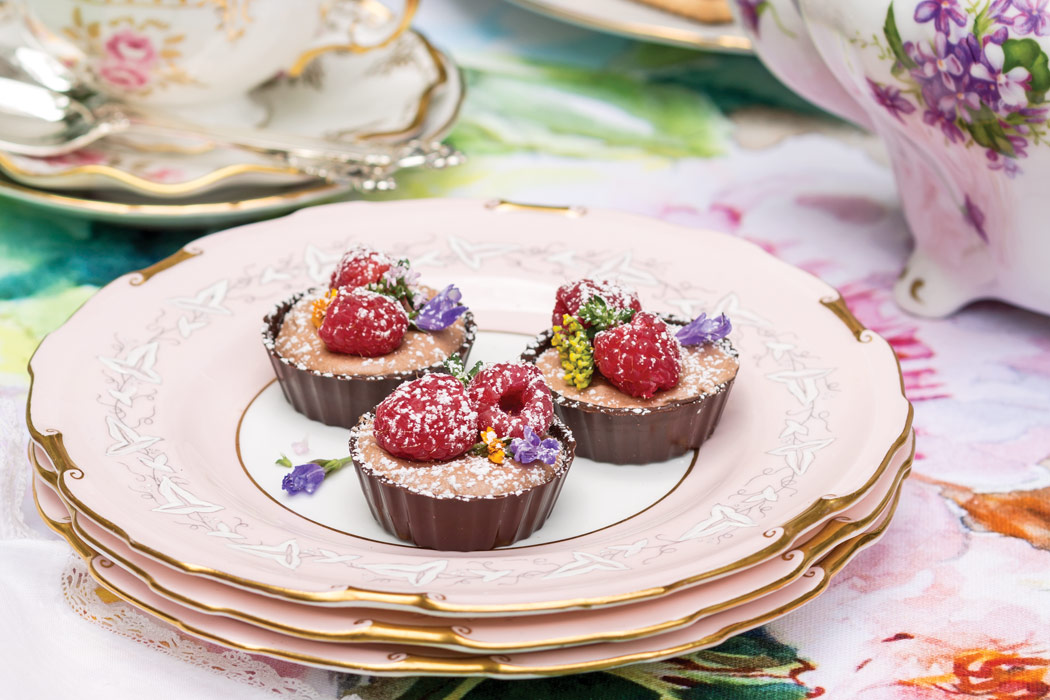 Chocolate Mousse in Chocolate Cups