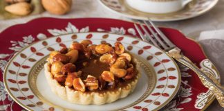 Pumpkin Tarts with Salted Caramel Nuts