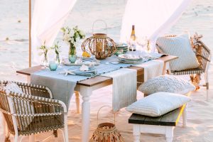 A Fête by the Shore