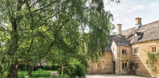 An English Cottage Preview