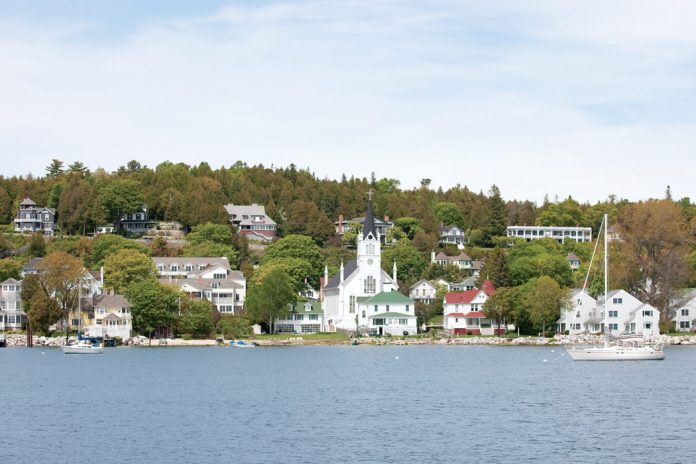 The Lovely Lilacs of Mackinac Island