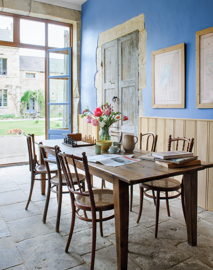 French Cottage</em> Preview