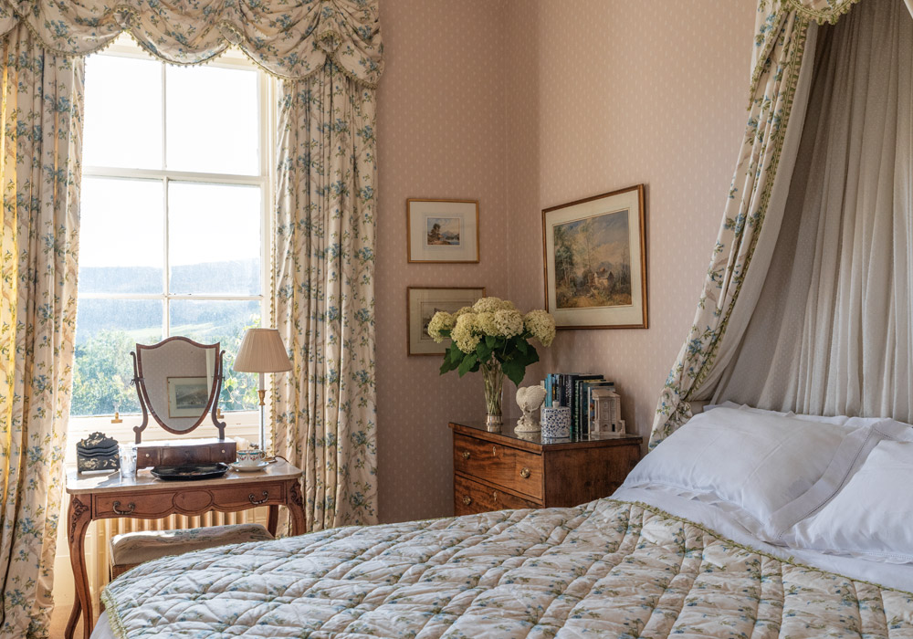 Getaway to Glenternie