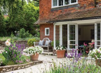 An English Cottage 2021 Preview