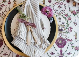 Five Hostess Secrets for Creating a Summer Tablescape
