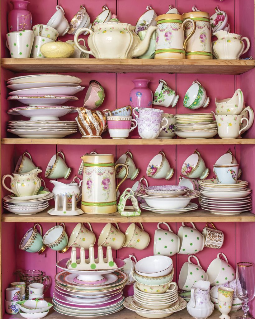 Preview the English Cottage 2022 Issue