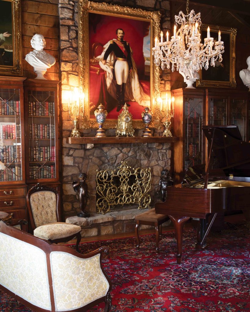 A Manor Remade - Hartlex