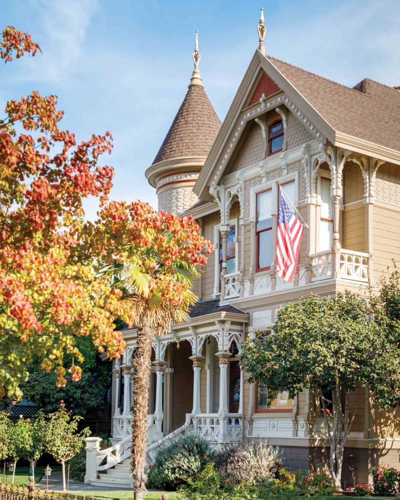 October/November 2022 Issue Preview