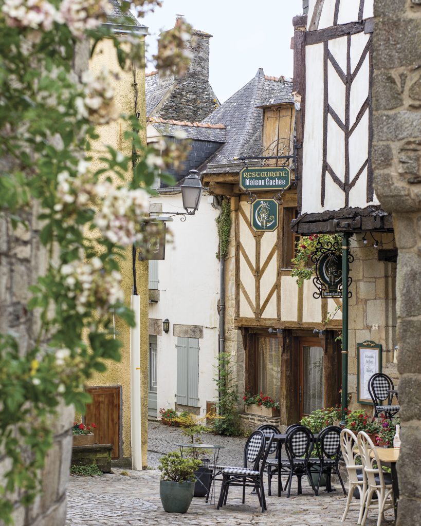  The inviting lane features an assortment of outdoor seating from restaurants and cafés.
