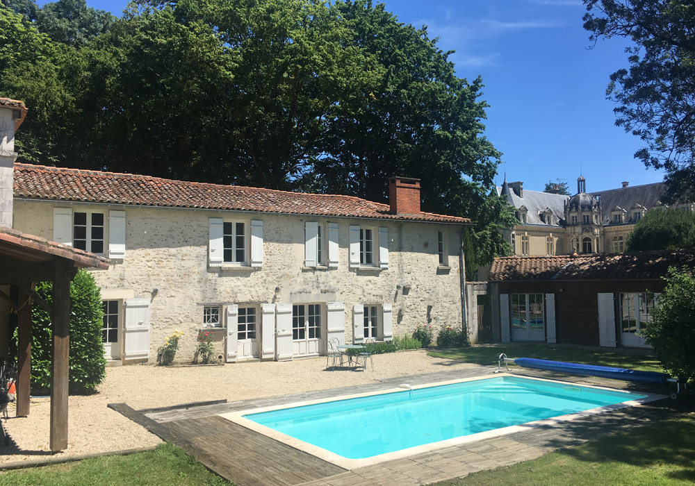 La Forêt holiday cottage is one of four individual lets available for rent at Château de Bourneau. Each cottage is outfitted with a pool.