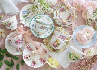 As Mother’s Day nears, Victoria presents a cache of favorite finds for pampering the maternal figures in your life. Our ideas span from stylish home accents and hardcover books to specialty teas and beyond, and each selection can be found in our online shop.