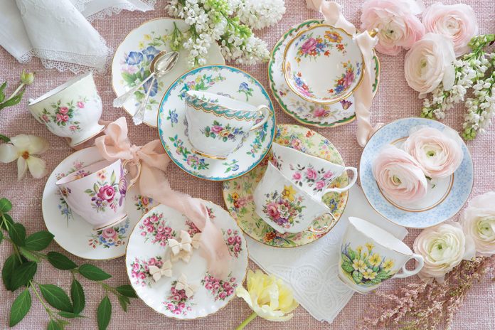 As Mother’s Day nears, Victoria presents a cache of favorite finds for pampering the maternal figures in your life. Our ideas span from stylish home accents and hardcover books to specialty teas and beyond, and each selection can be found in our online shop.