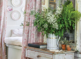 The Beauty of the Home: Cabbage & Roses