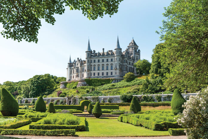 Dunrobin: The Castle in the Clouds