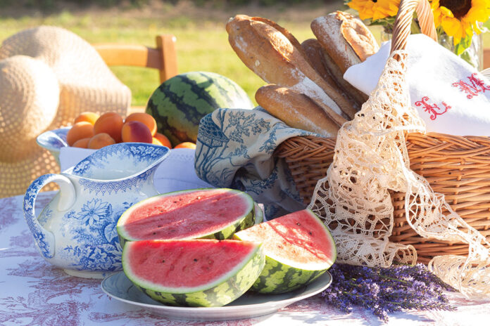 Whether guests wish to bask in the company of friends or steal away for moments of quiet reflection, the lakeside gathering promises serenity.