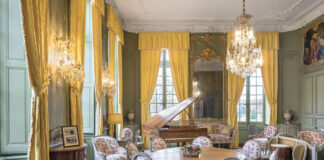 Let Victoria’s May/June issue whisk you to the heart of France, where doors to some of the region’s most glorious estates have been thrown open, offering a glimpse into centuries of opulent splendor.