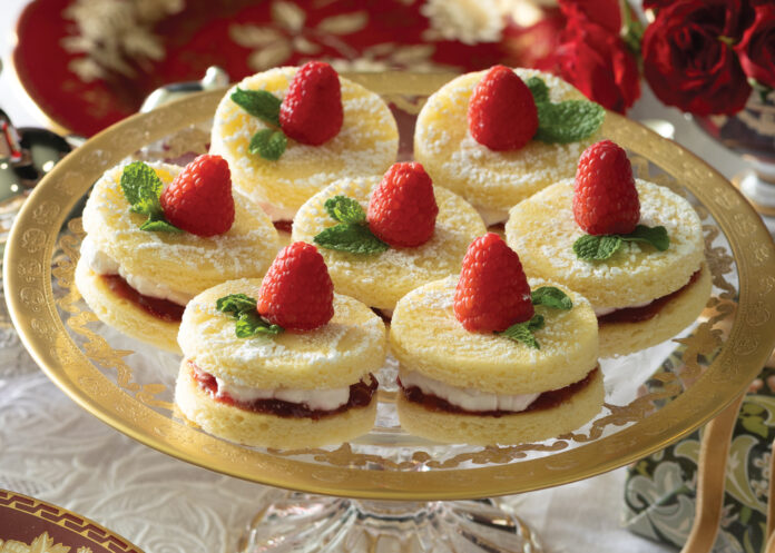 Mini Victoria Sponge Cakes